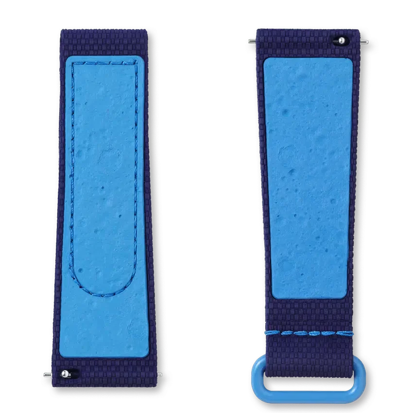 MoonSwatch in gomma blu navy/blu